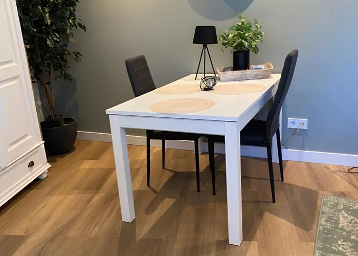 Costa C En E Bed & Breakfast 3*